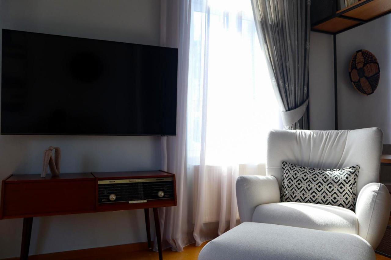Thiseas Luxury Apartment Афины Экстерьер фото