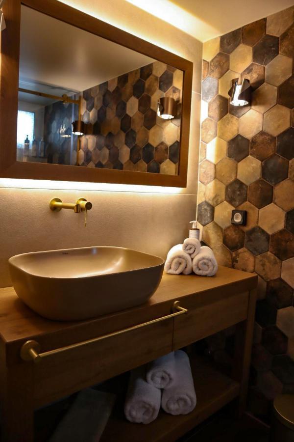 Thiseas Luxury Apartment Афины Экстерьер фото